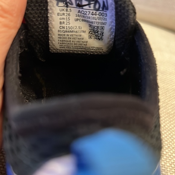 Nike toddler sneakers - Picture 6 of 10